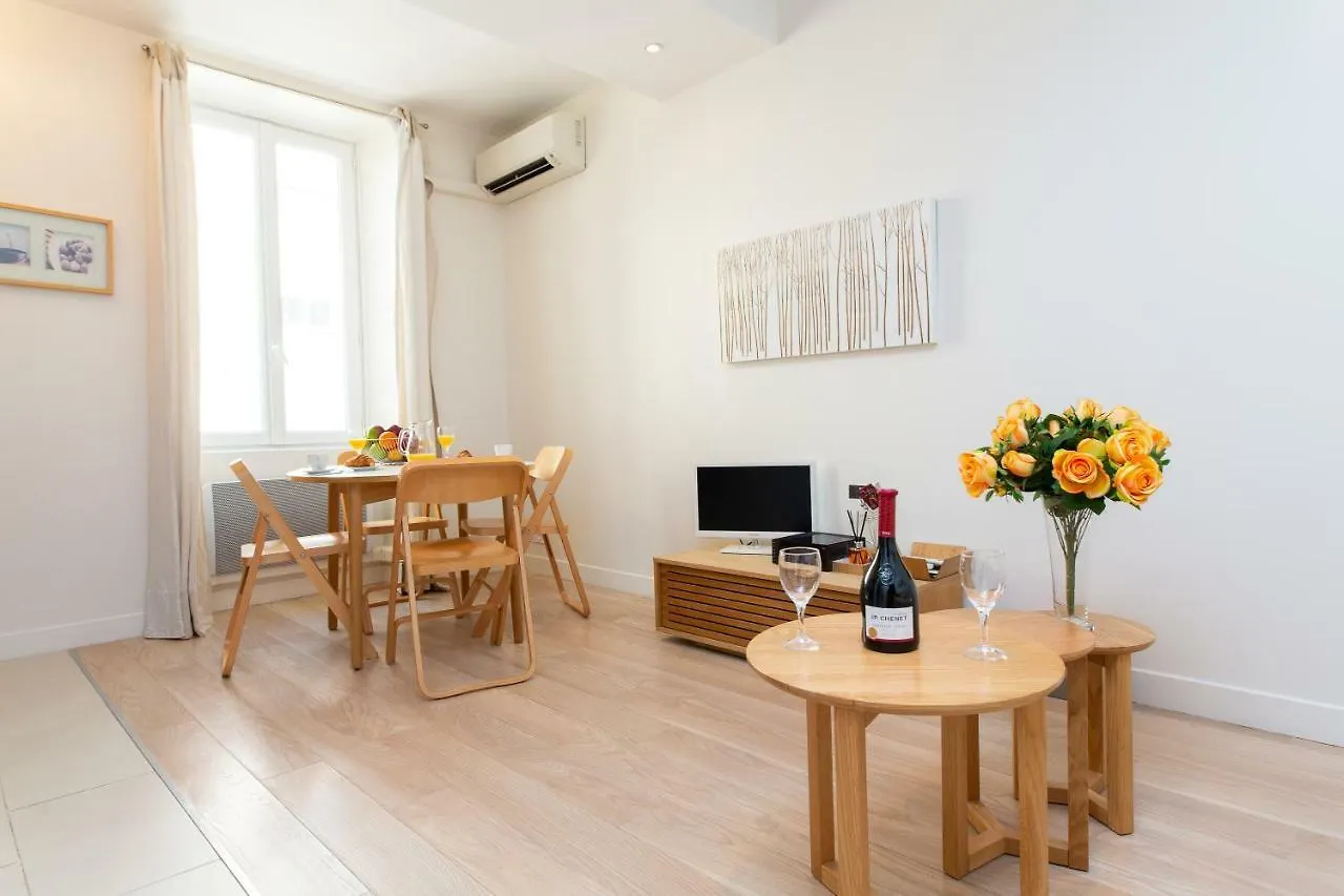 Appartement Le Cosy YourHostHelper à Cannes