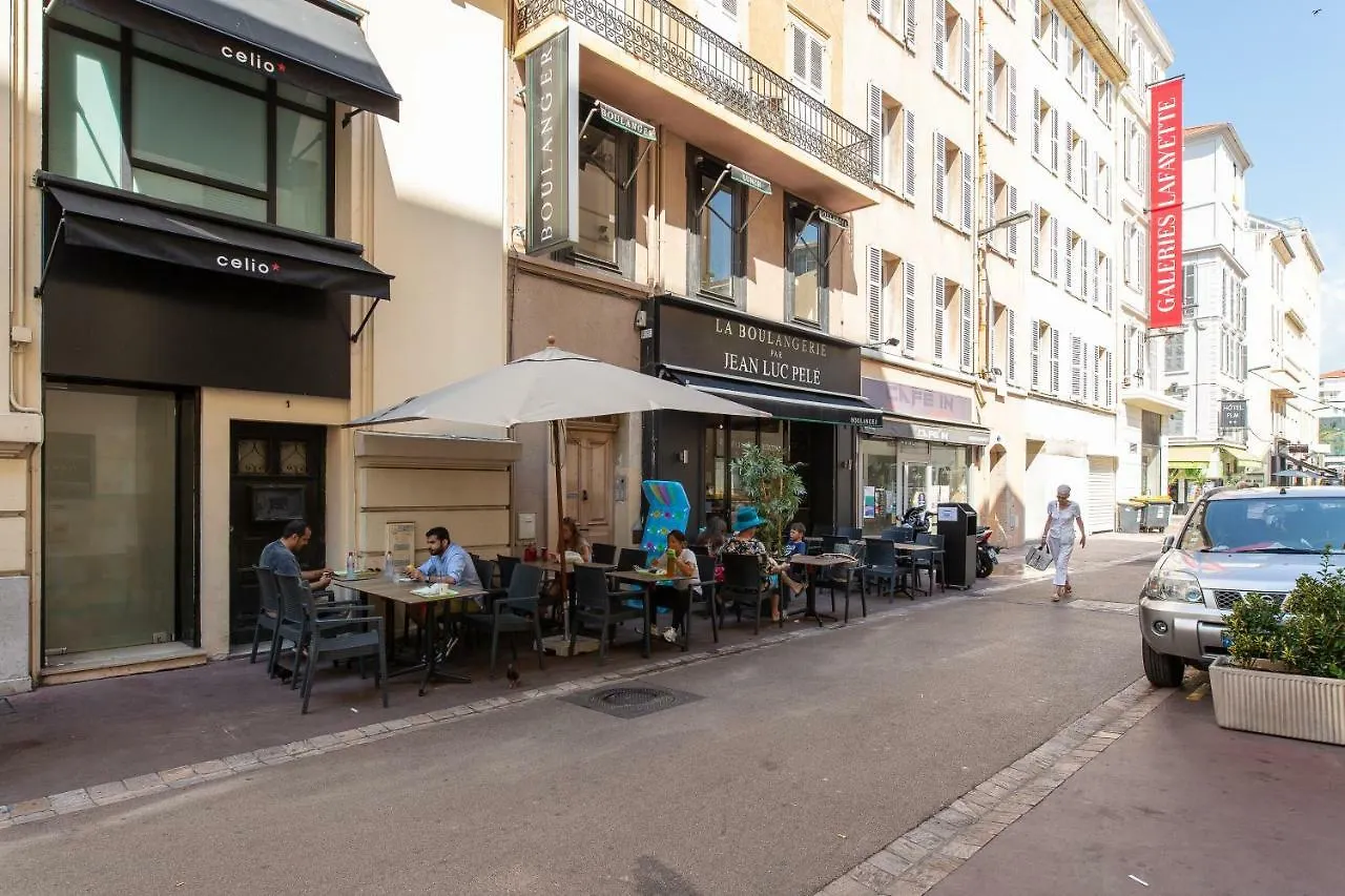 Appartement Le Cosy YourHostHelper à Cannes