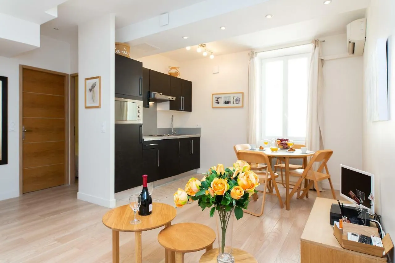 Appartement Le Cosy YourHostHelper à Cannes